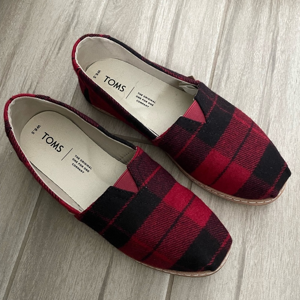 Tom’s Shoes